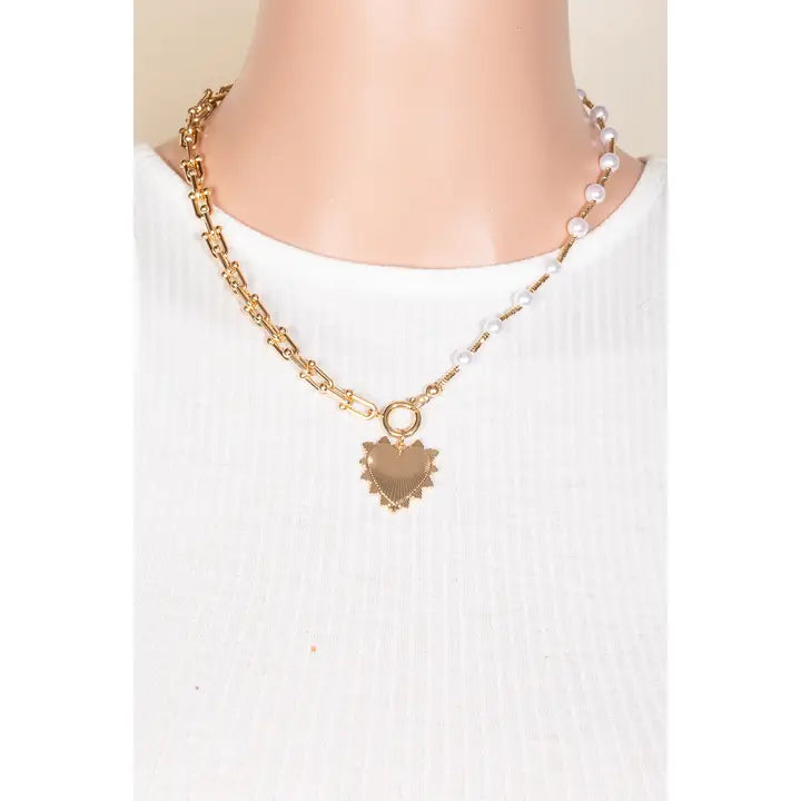 Heart Pendant Pearl Beads and Chain Necklace